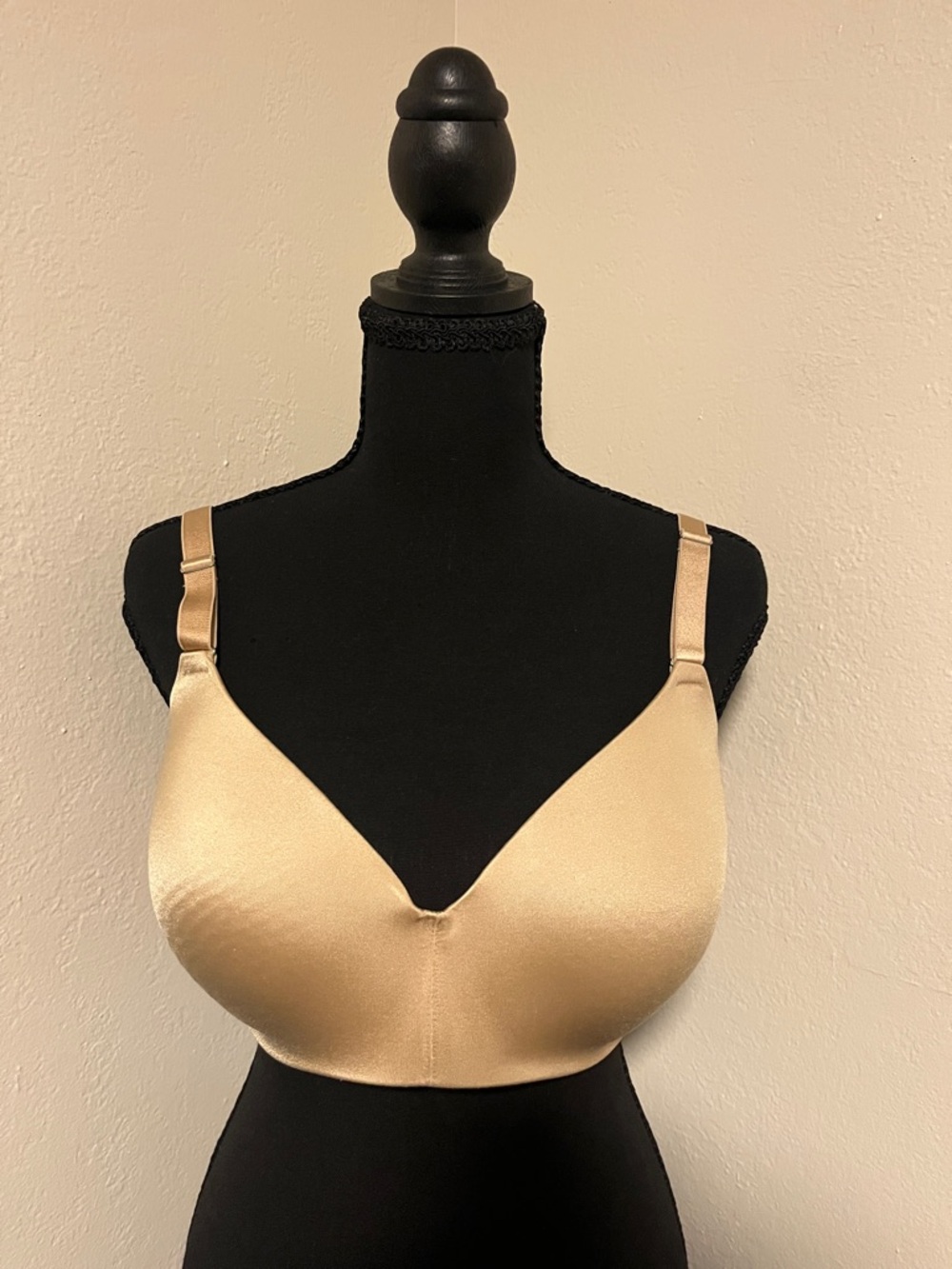 Soma Vanishing Back Wireless Nude-36D